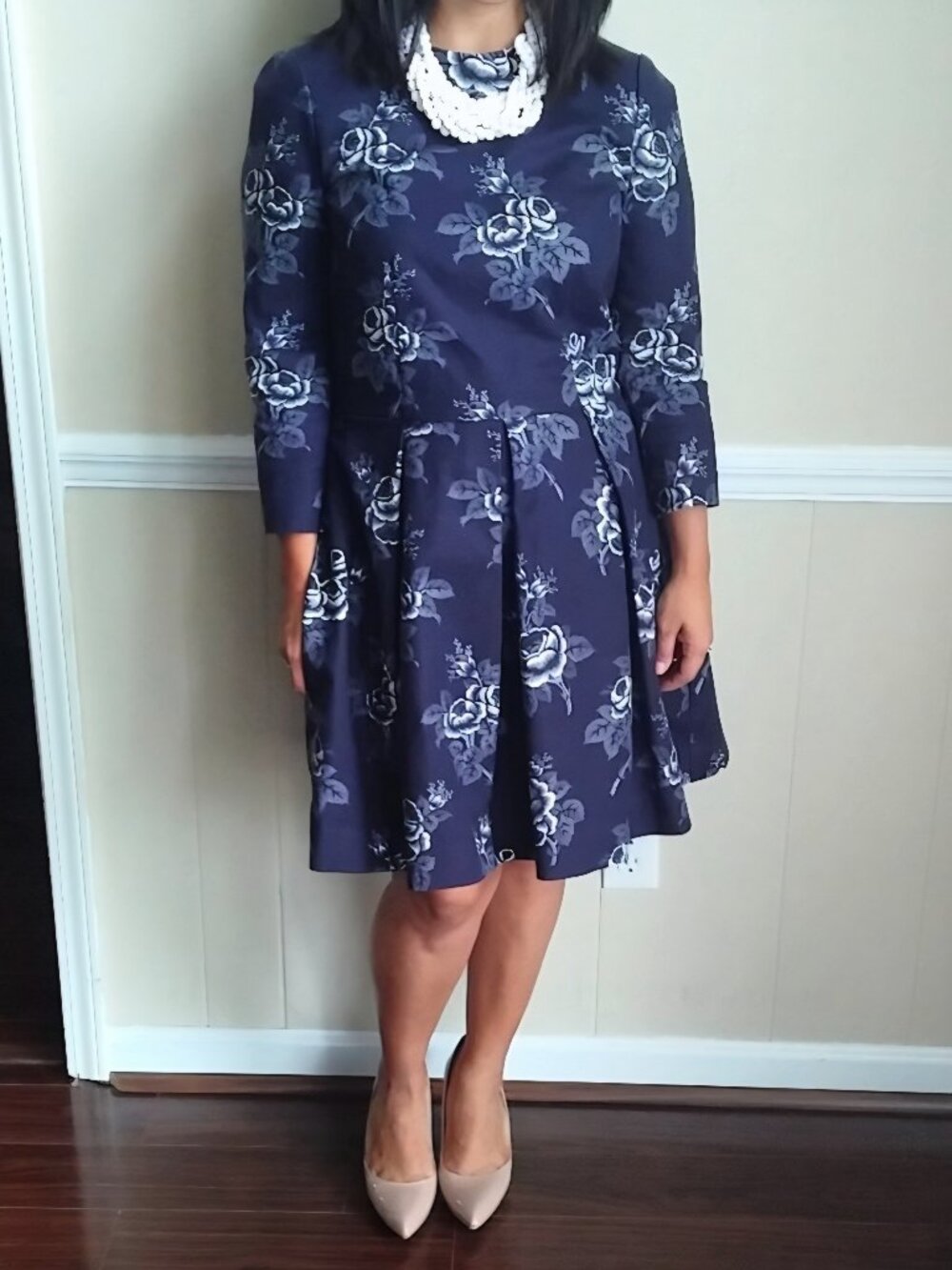 Gap navy blue floral fit-and-flare pleated dress size 8